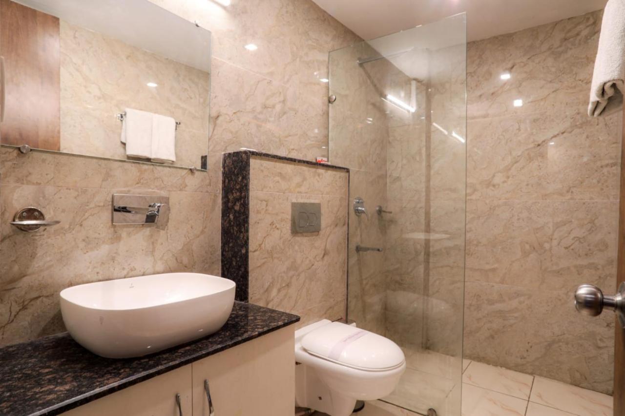Vinsober Pride Inn Рішикеш Екстер'єр фото