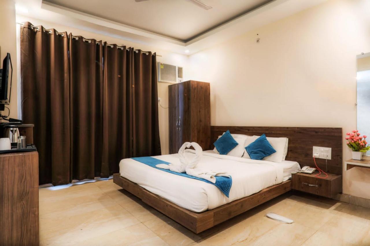 Vinsober Pride Inn Рішикеш Екстер'єр фото